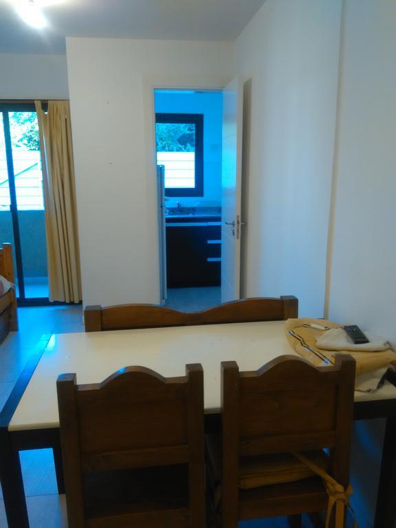 Edificio Hipolito Irigoyen Apartamento *